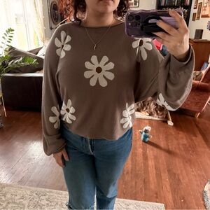 Elegant Floral Long Sleeve Top - Brown with White Daisies